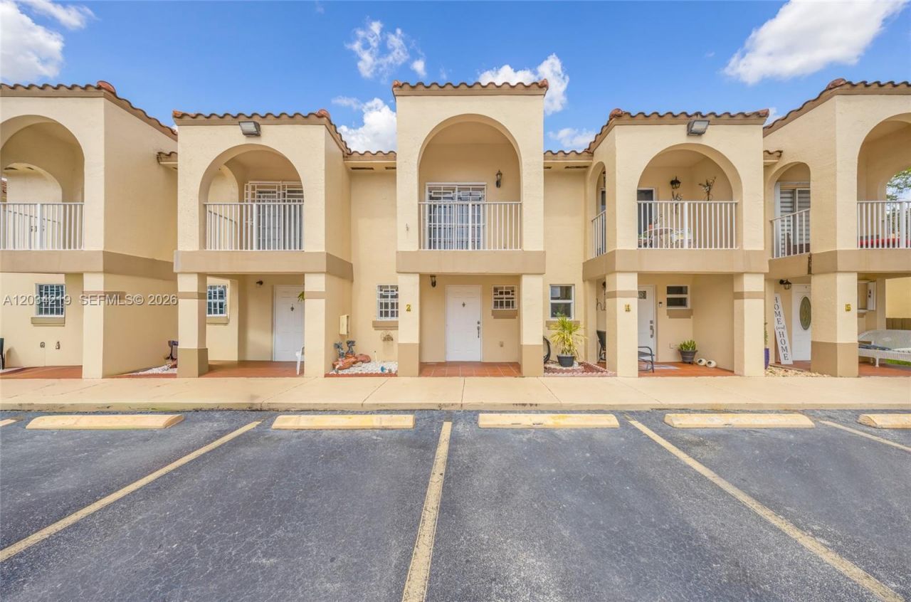 515 W 68th St, Unit 3, Hialeah, FL 33014 Photo