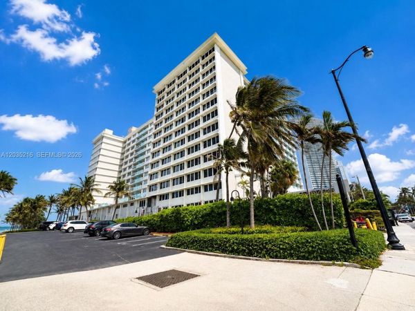 19201 Collins Ave, Unit 527, Sunny Isles Beach, FL 33160