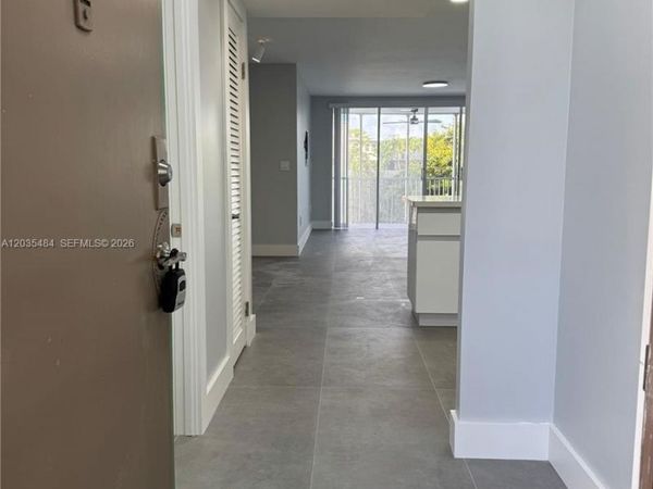 1680 NE 191st St , Unit 310-2, Miami, FL 33179