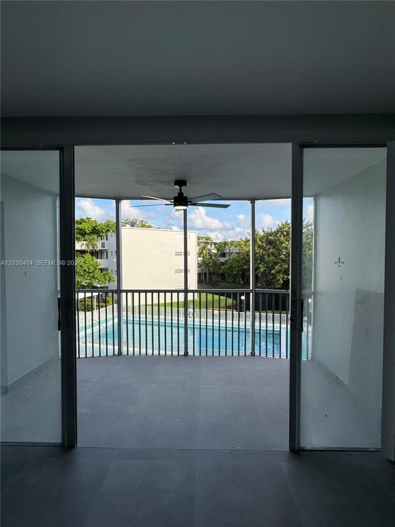 1680 NE 191st St , Unit 310-2, Miami, FL 33179 Photo