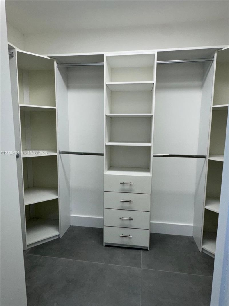 1680 NE 191st St , Unit 310-2, Miami, FL 33179 Photo