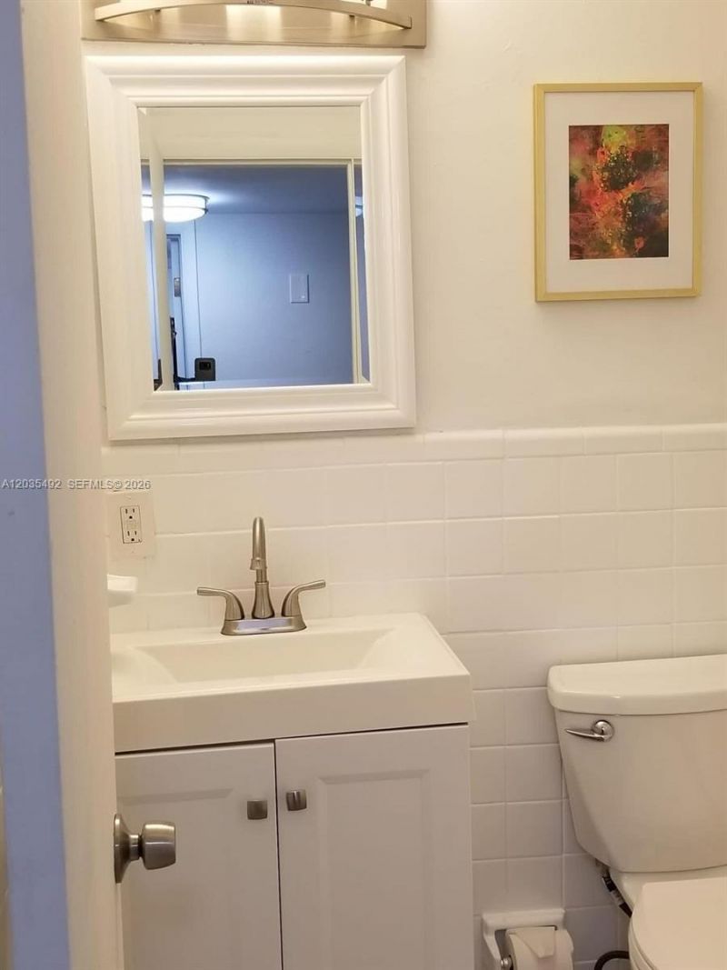 1601 Bay Rd , Unit 7, Miami Beach, FL 33139 Photo