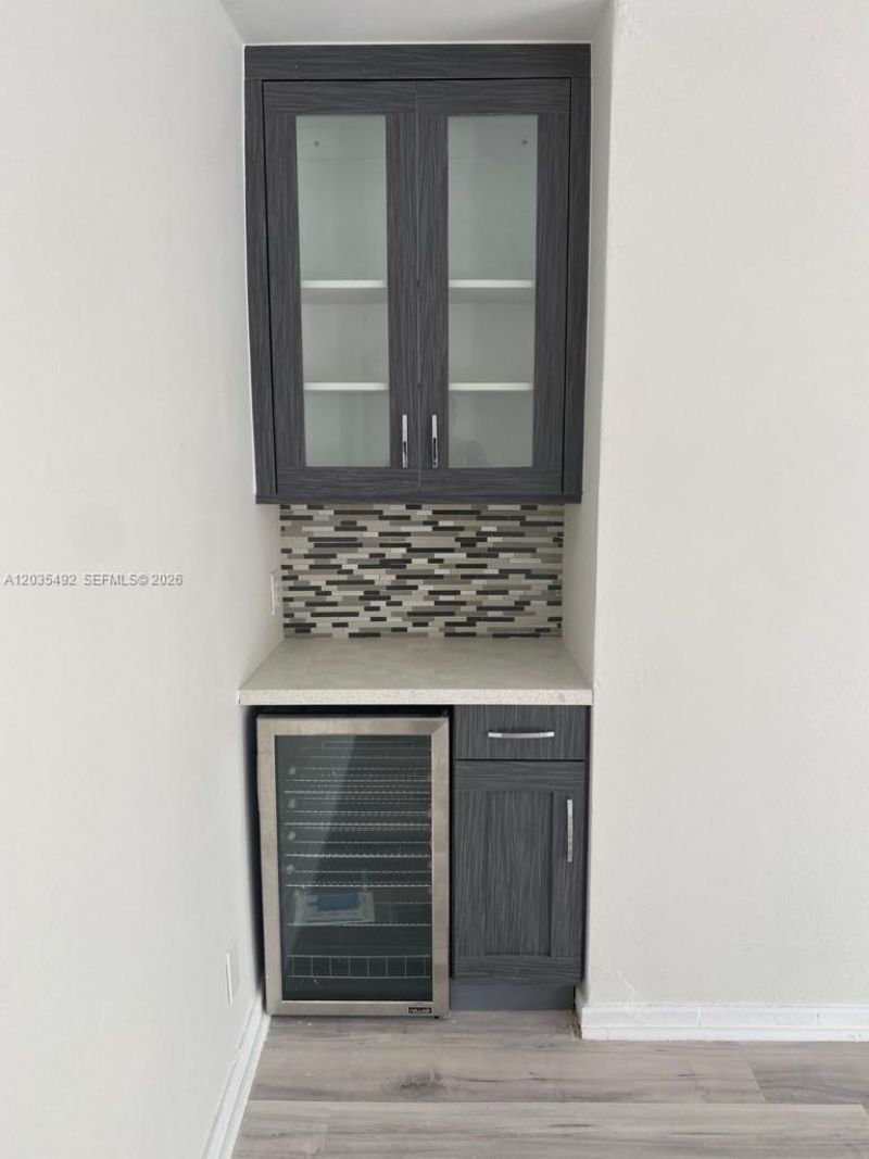 1601 Bay Rd , Unit 7, Miami Beach, FL 33139 Photo