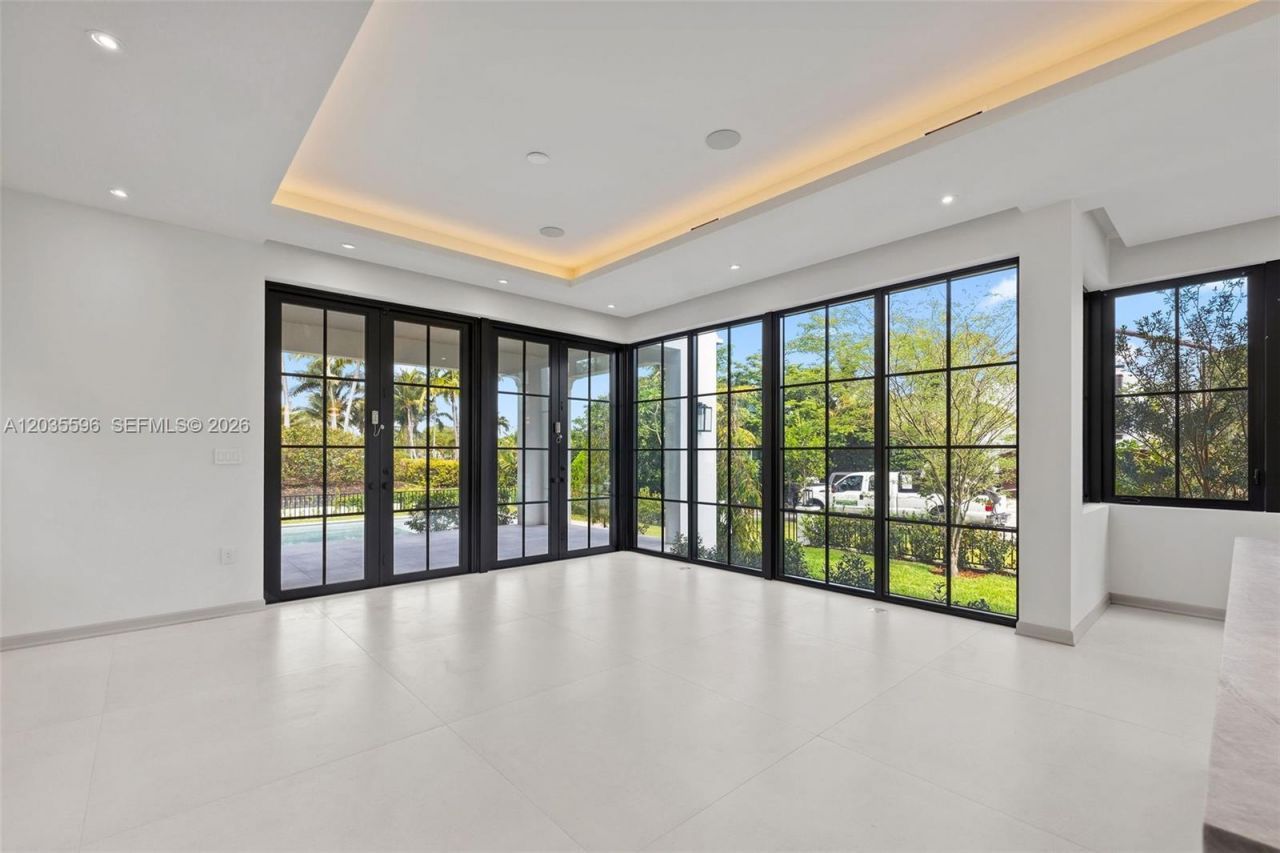 5262 La Gorce Dr , Miami Beach, FL 33140 Photo