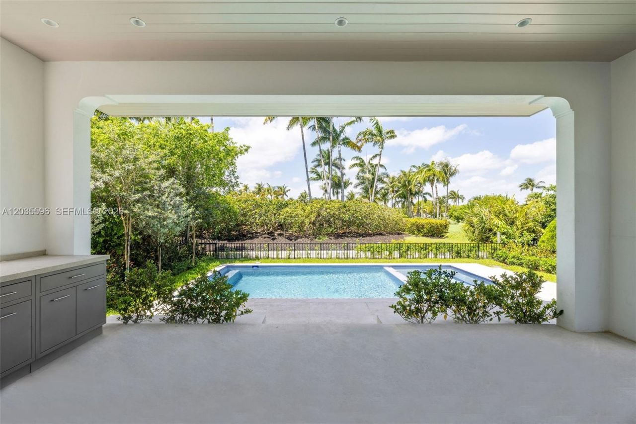 5262 La Gorce Dr , Miami Beach, FL 33140 Photo
