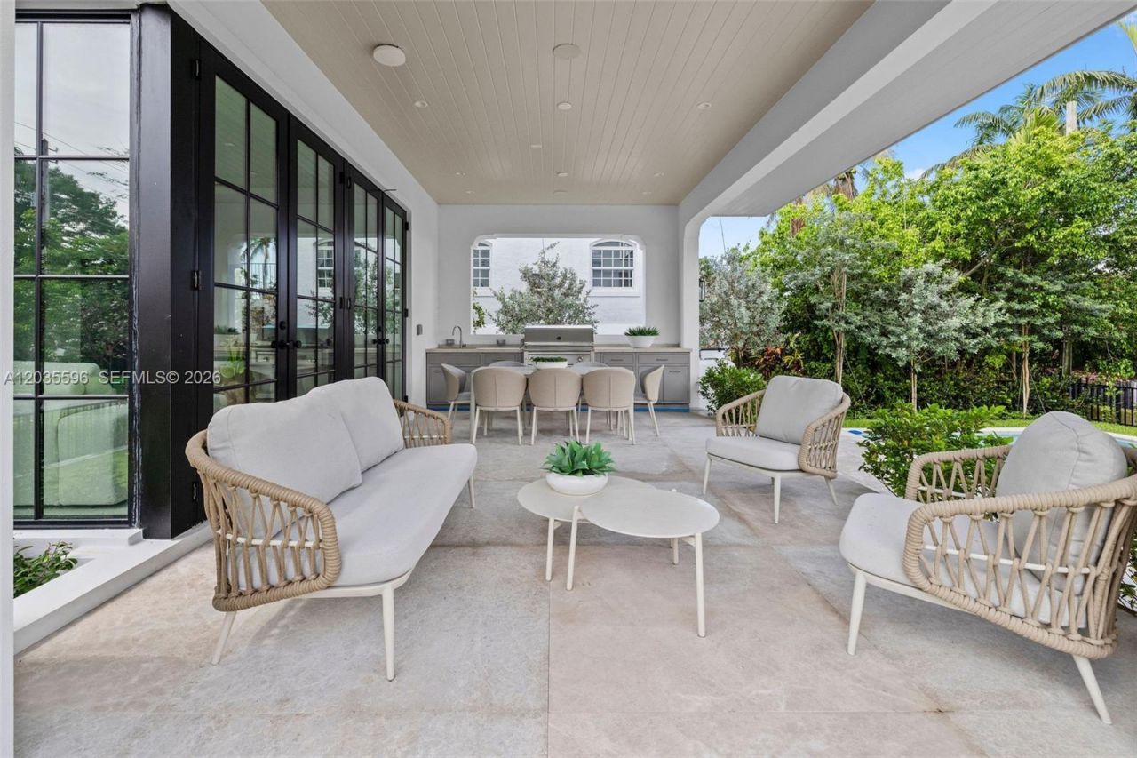 5262 La Gorce Dr , Miami Beach, FL 33140 Photo