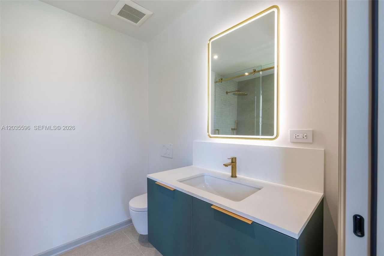 5262 La Gorce Dr , Miami Beach, FL 33140 Photo