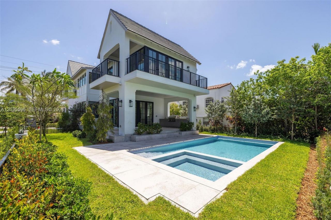 5262 La Gorce Dr , Miami Beach, FL 33140 Photo