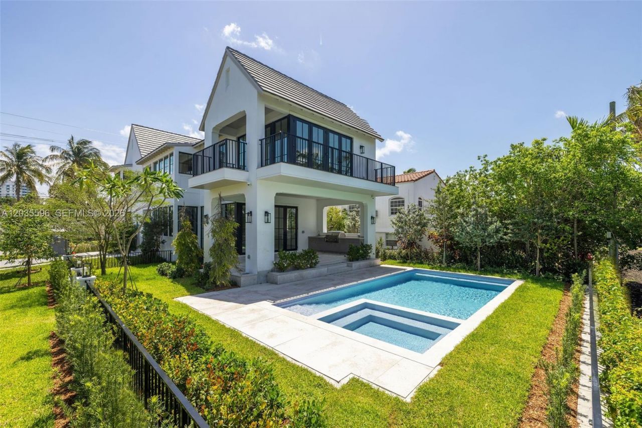 5262 La Gorce Dr , Miami Beach, FL 33140 Photo