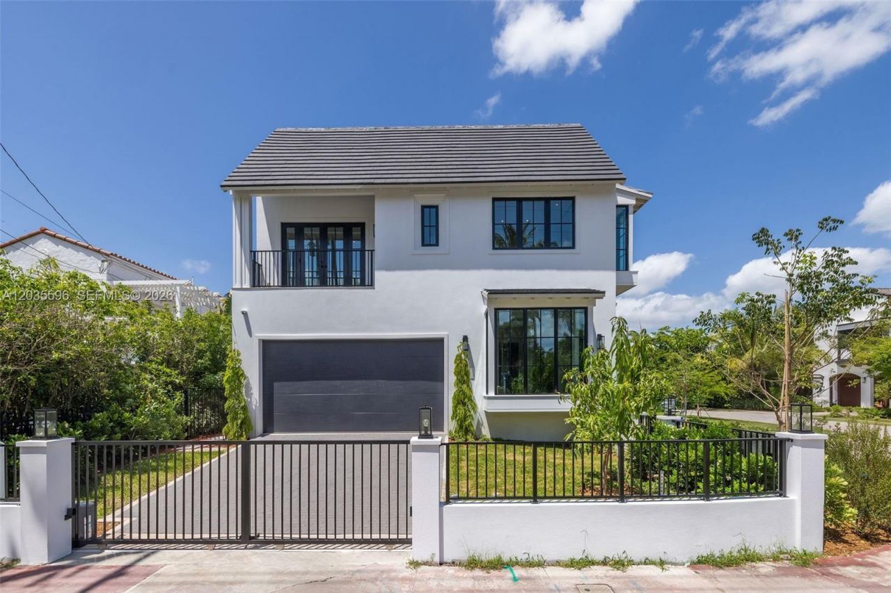 5262 La Gorce Dr , Miami Beach, FL 33140 Photo