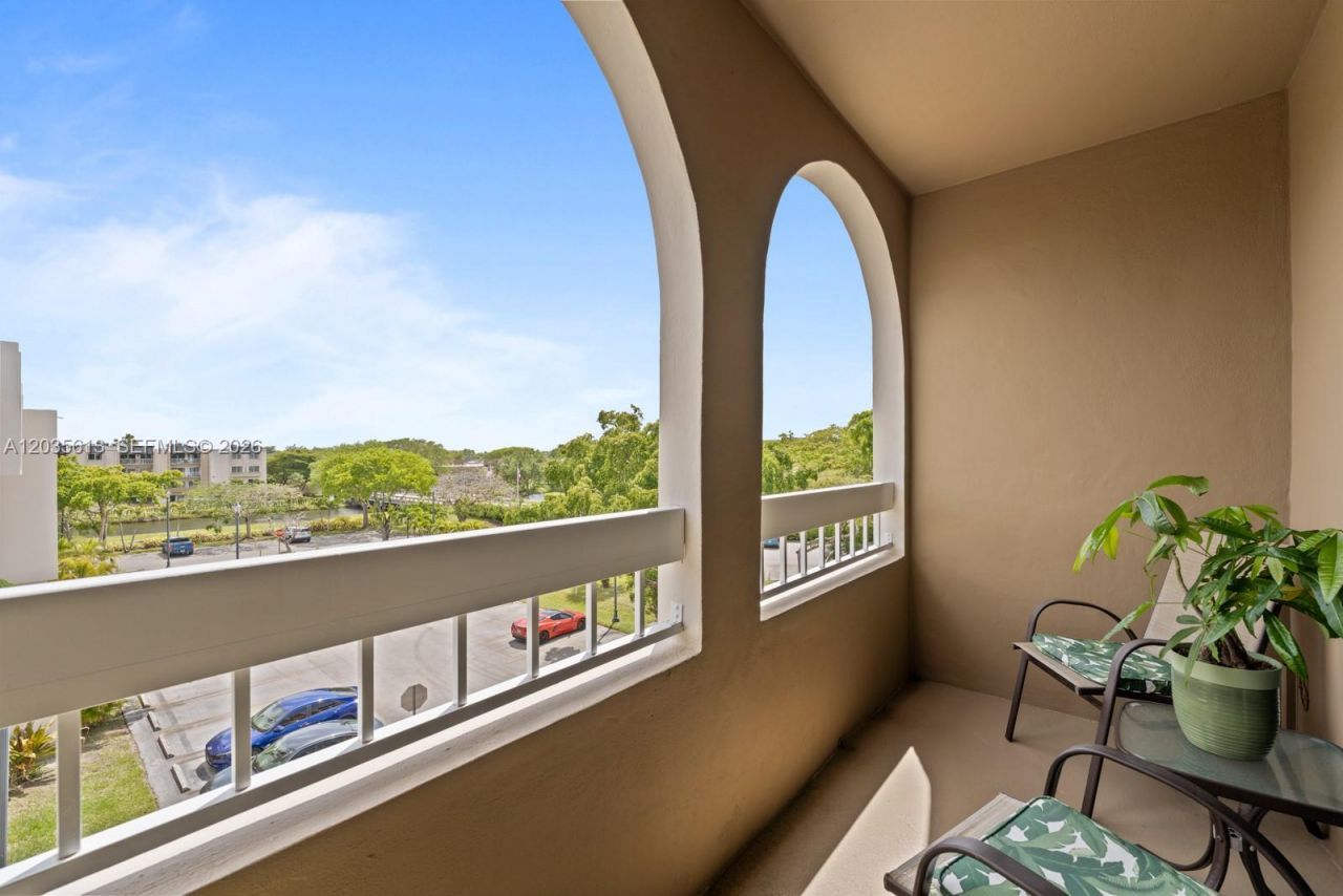 7845 Camino Real , Unit O-413, Miami, FL 33143 Photo
