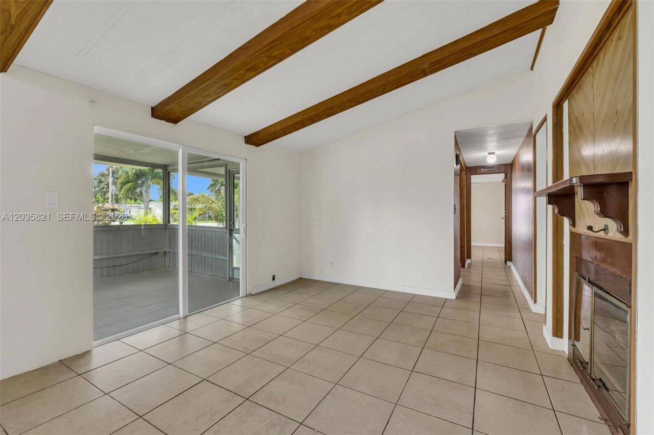 710 NW 217th Way , Pembroke Pines, FL 33029 Photo