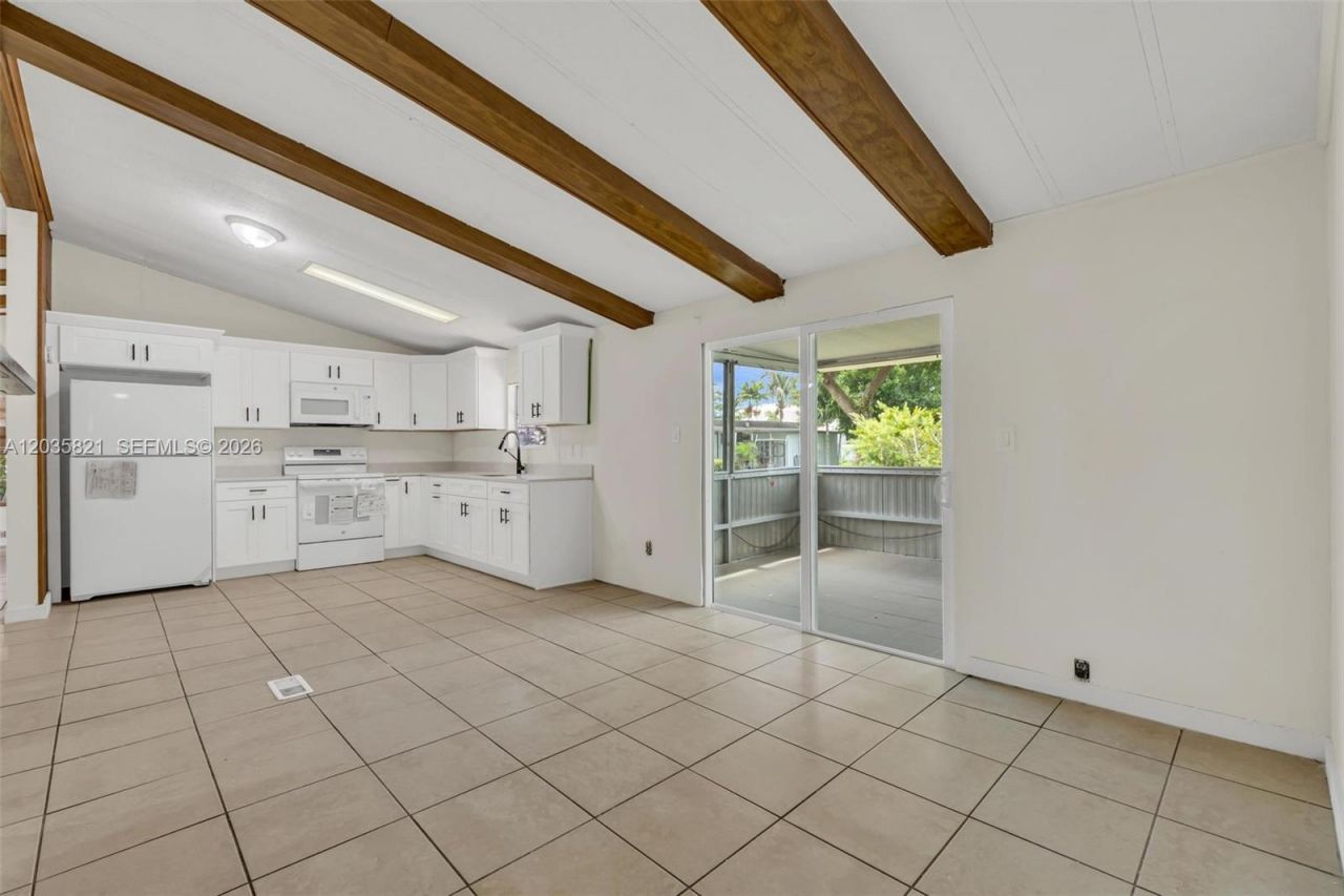 710 NW 217th Way , Pembroke Pines, FL 33029 Photo