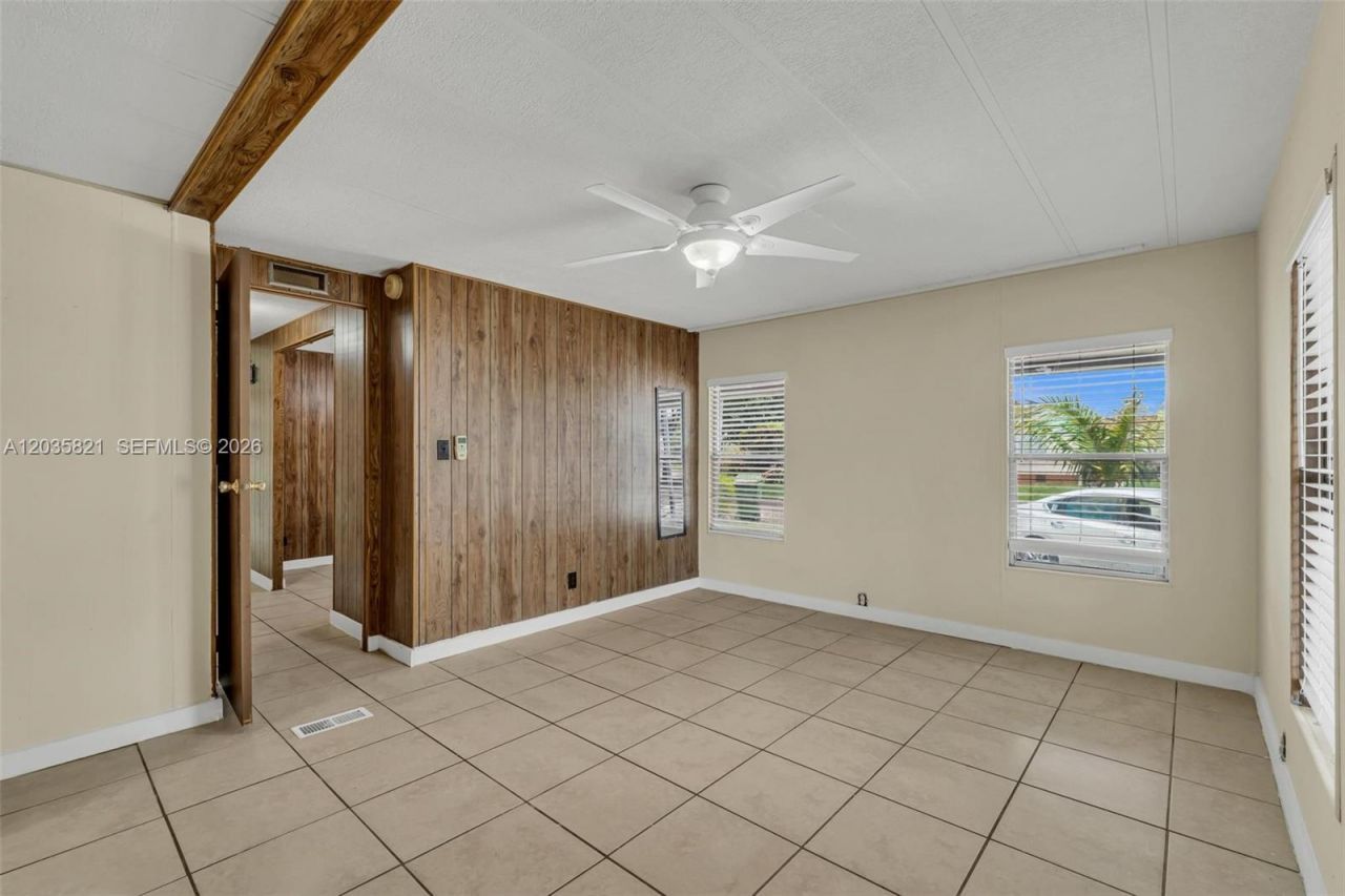 710 NW 217th Way , Pembroke Pines, FL 33029 Photo