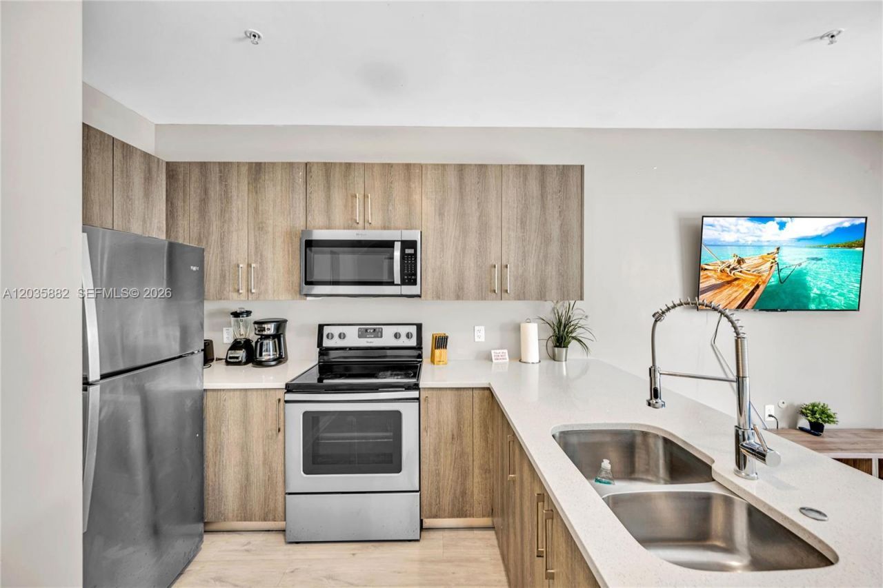 171 NW 158th St , Unit 1, Miami, FL 33169 Photo