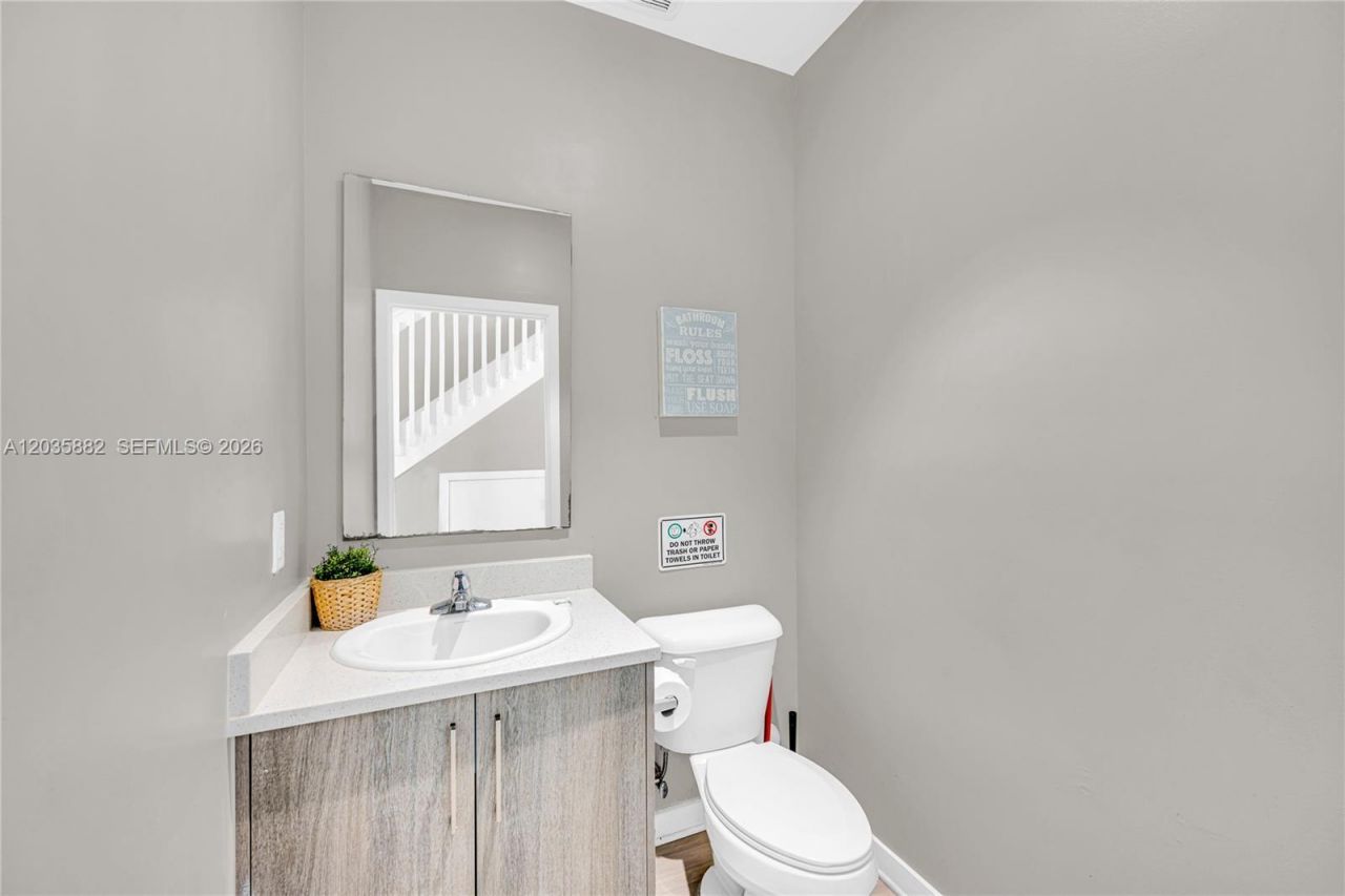 171 NW 158th St , Unit 1, Miami, FL 33169 Photo