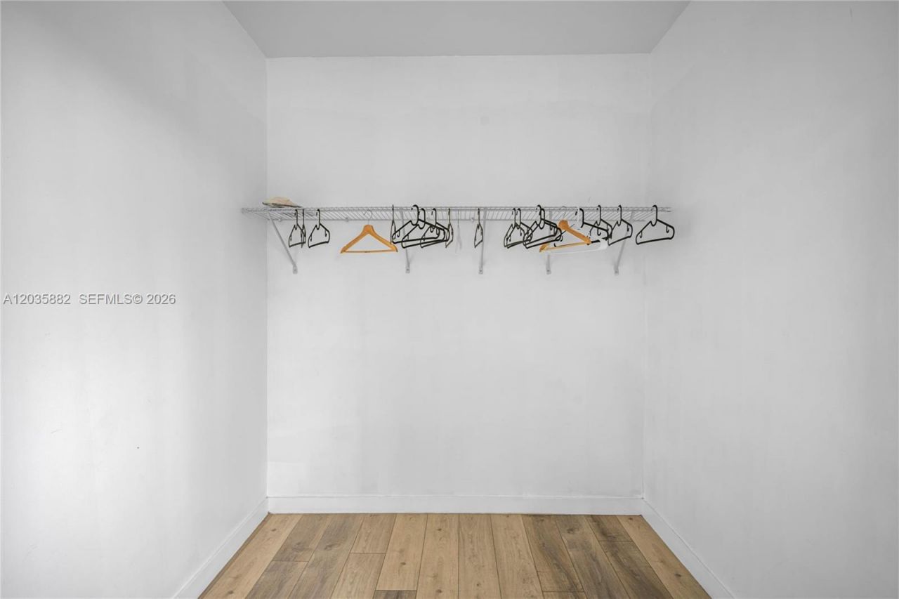171 NW 158th St , Unit 1, Miami, FL 33169 Photo