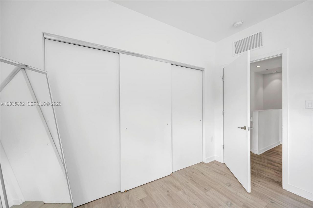171 NW 158th St, Unit 1, Miami, FL 33169 Photo