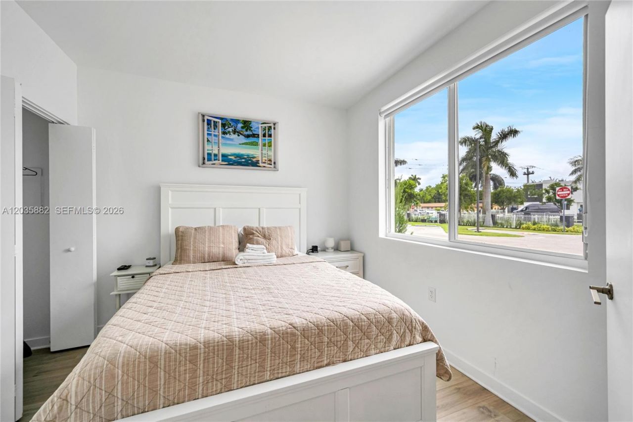 171 NW 158th St , Unit 1, Miami, FL 33169 Photo