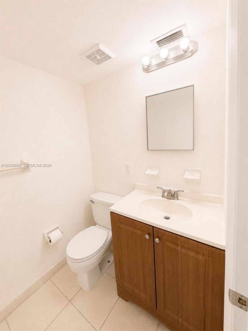 280 S Cypress Rd , Unit 310, Pompano Beach, FL 33060 Photo