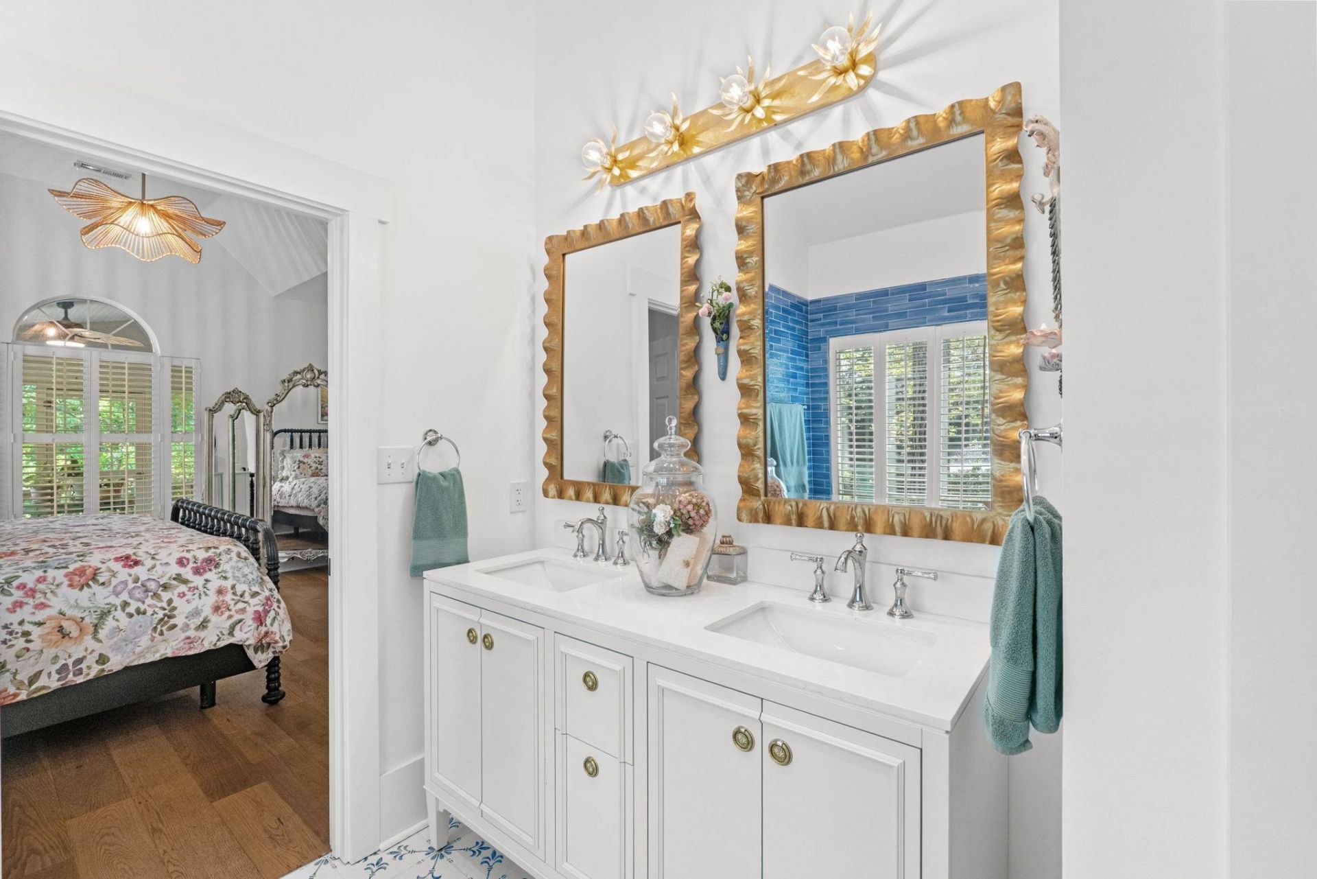 15 Cherbourg Pl Photo 15