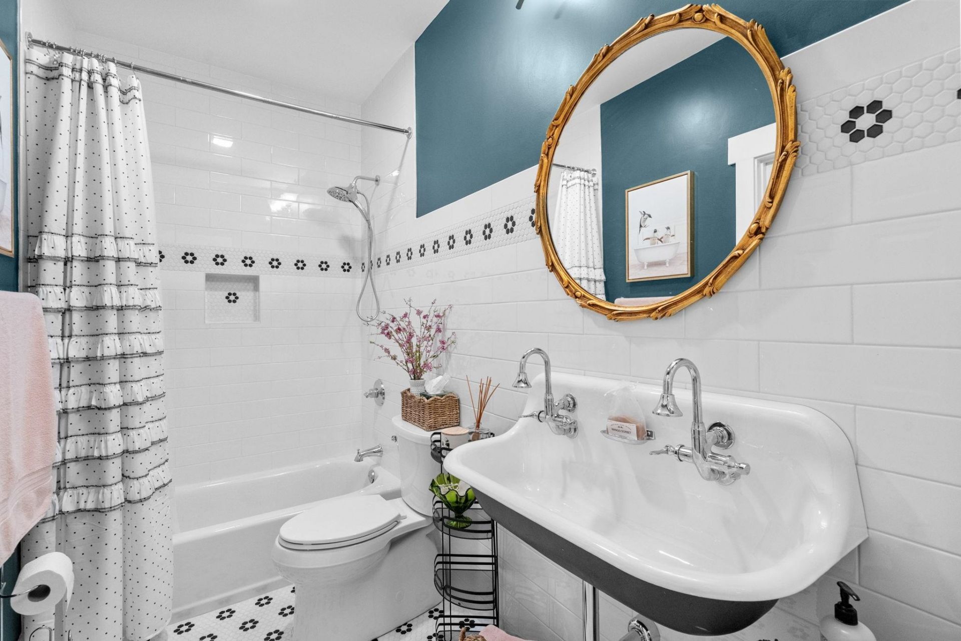 15 Cherbourg Pl Photo 42