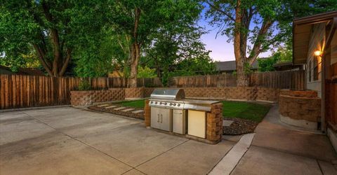 840 Singingwood Drive, Reno, NV 89509 Photo