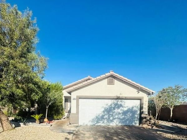 5141 Jamaica Coast Court, North Las Vegas, NV 89031
