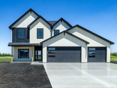 4947 41 Avenue N, Fargo, ND 58102