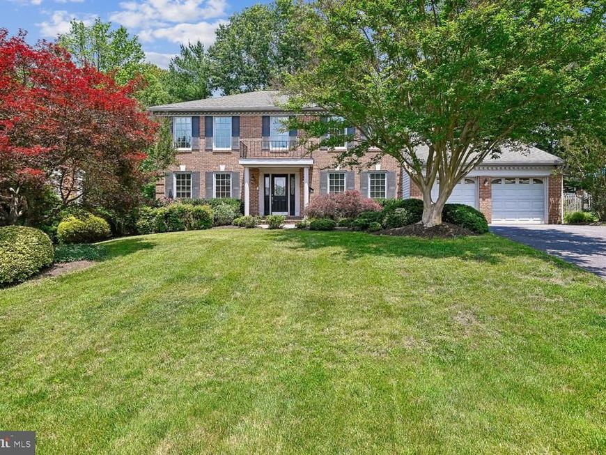 22 Locustwood Court, Silver Spring, MD 20905 Main Photo