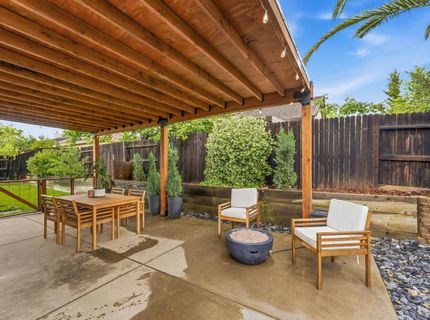 1341 Grove Creek Way, Lincoln, CA 95648 Photo