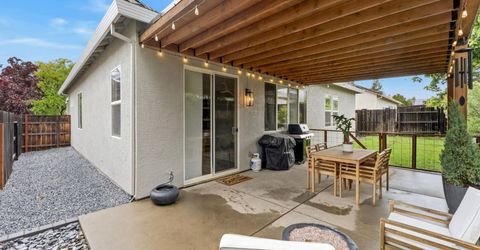 1341 Grove Creek Way, Lincoln, CA 95648 Photo