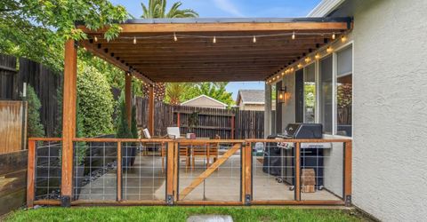 1341 Grove Creek Way, Lincoln, CA 95648 Photo