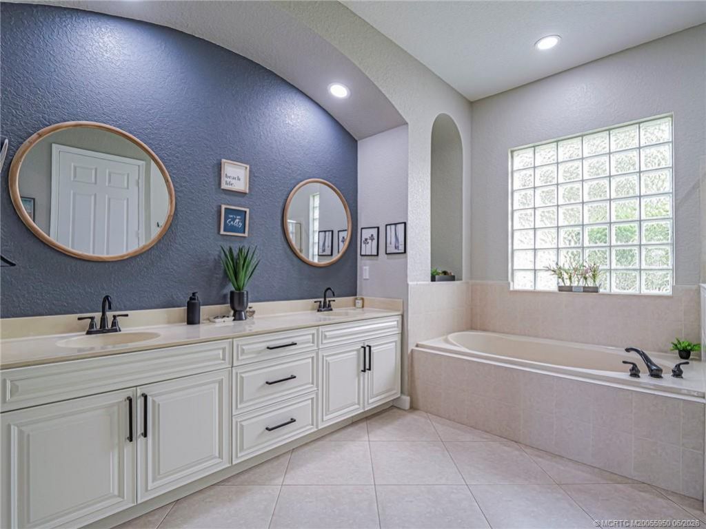 391 NW Sheffield Circle, Port Saint Lucie, FL 34983 Photo