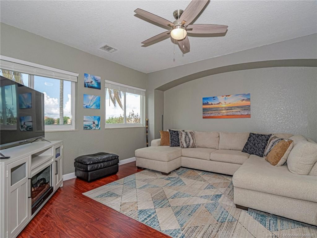 391 NW Sheffield Circle, Port Saint Lucie, FL 34983 Photo