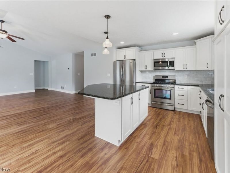 5799 Birmingham Road NE, Canton, OH 44721 Photo 12