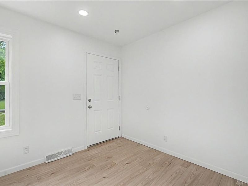 71 N Alder Street, Dayton, OH 45417 Photo 5