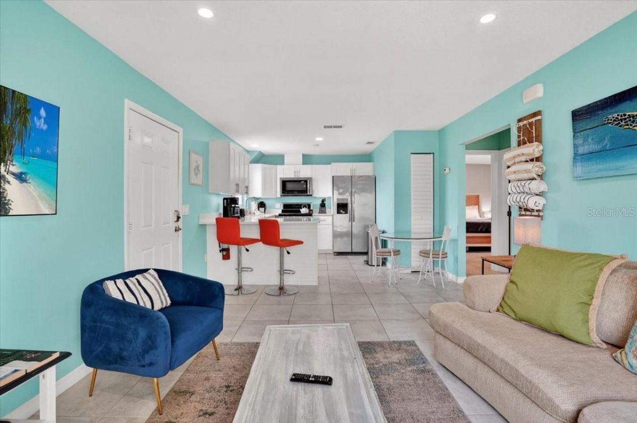 3303 6th Avenue , Unit B, Holmes Beach, FL 34217 Photo