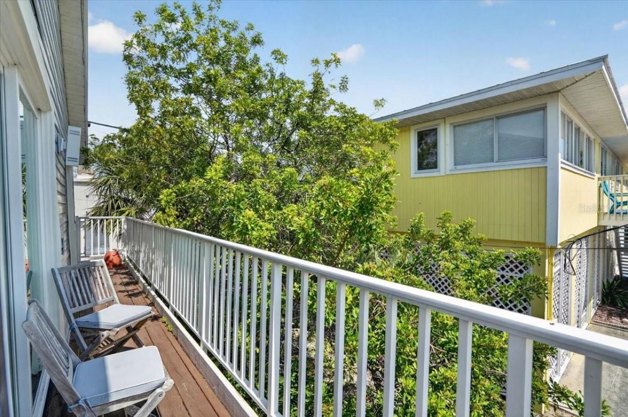 3303 6th Avenue , Unit B, Holmes Beach, FL 34217 Photo