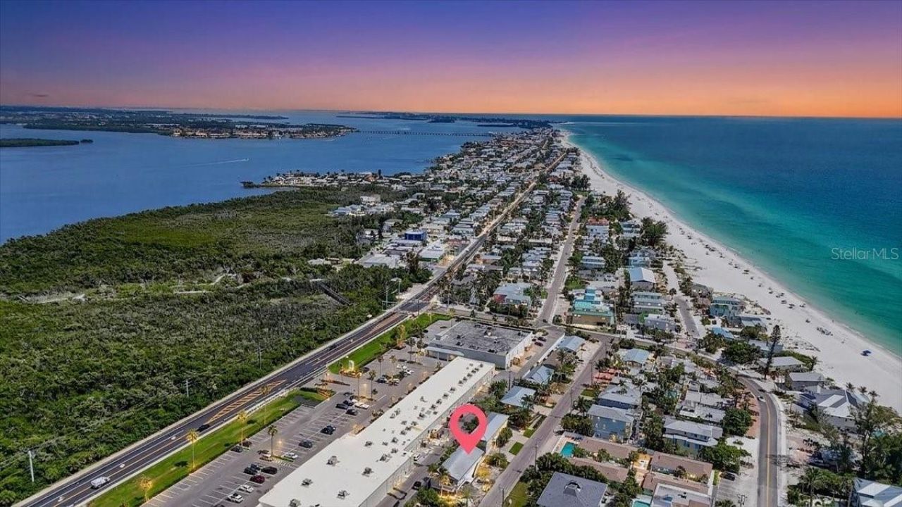 3303 6th Avenue , Unit B, Holmes Beach, FL 34217 Photo