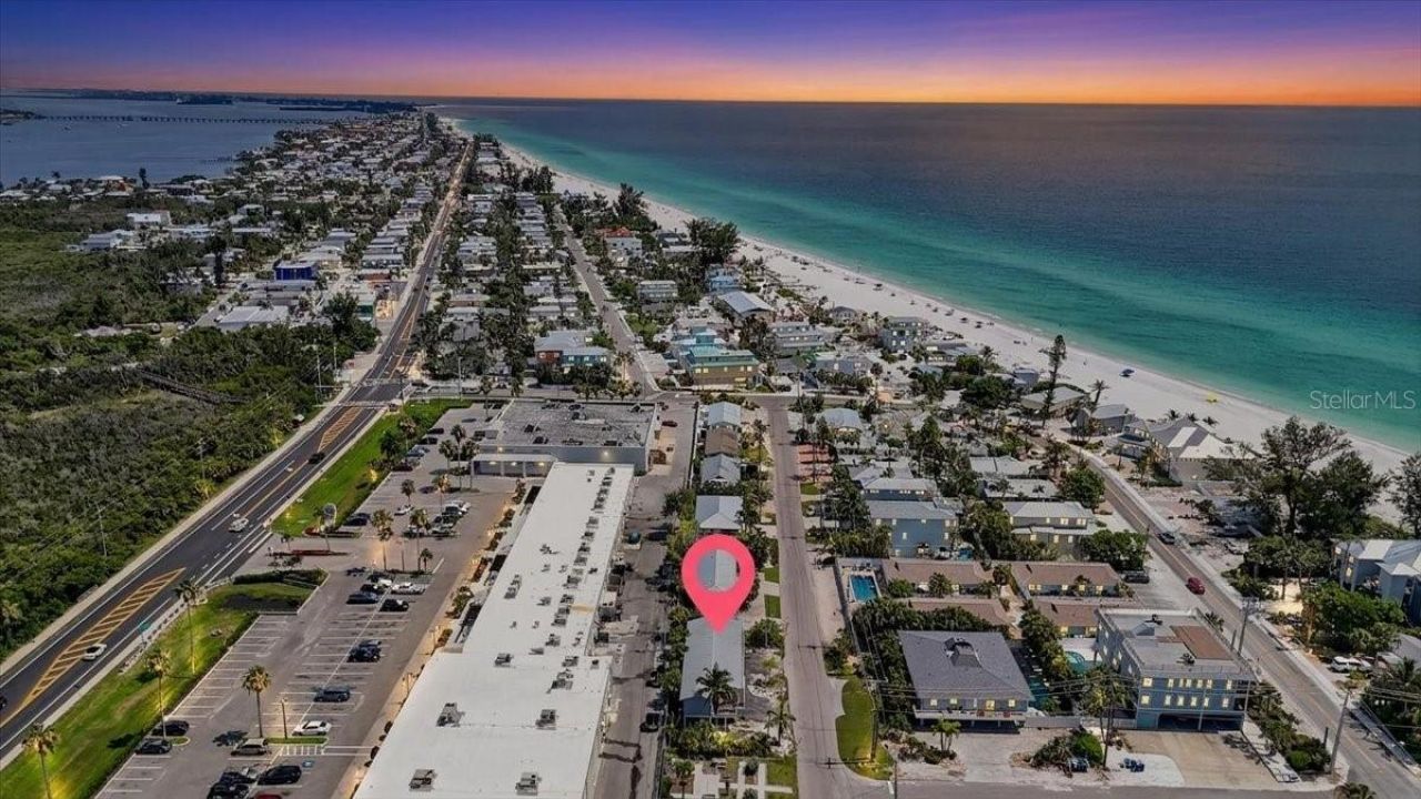 3303 6th Avenue , Unit B, Holmes Beach, FL 34217 Photo