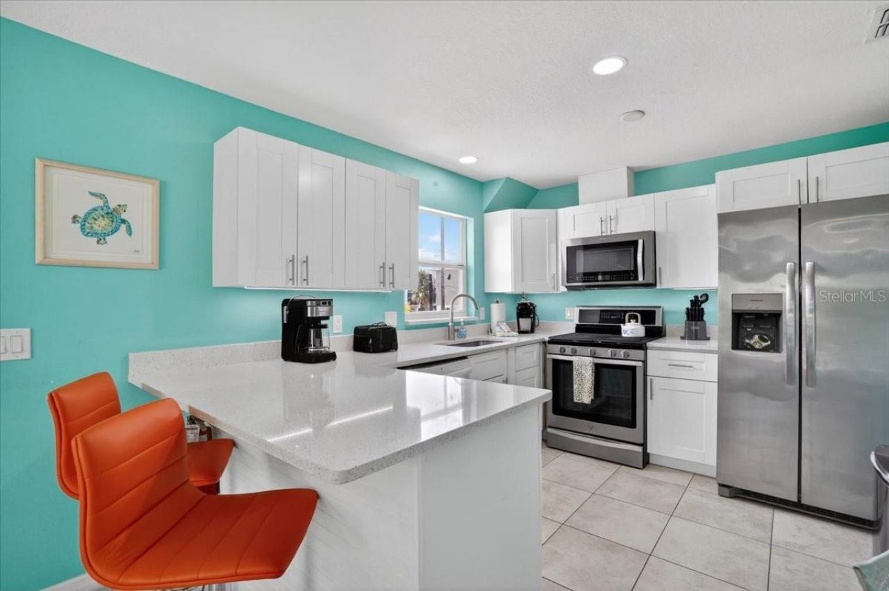 3303 6th Avenue , Unit B, Holmes Beach, FL 34217 Photo