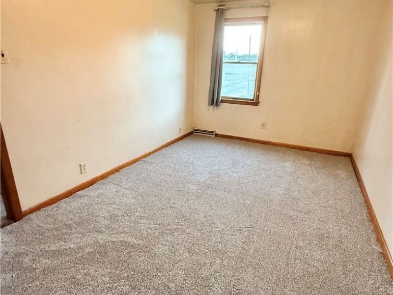 403 Summit Avenue, Mingo Junction, OH 43938 Photo 8