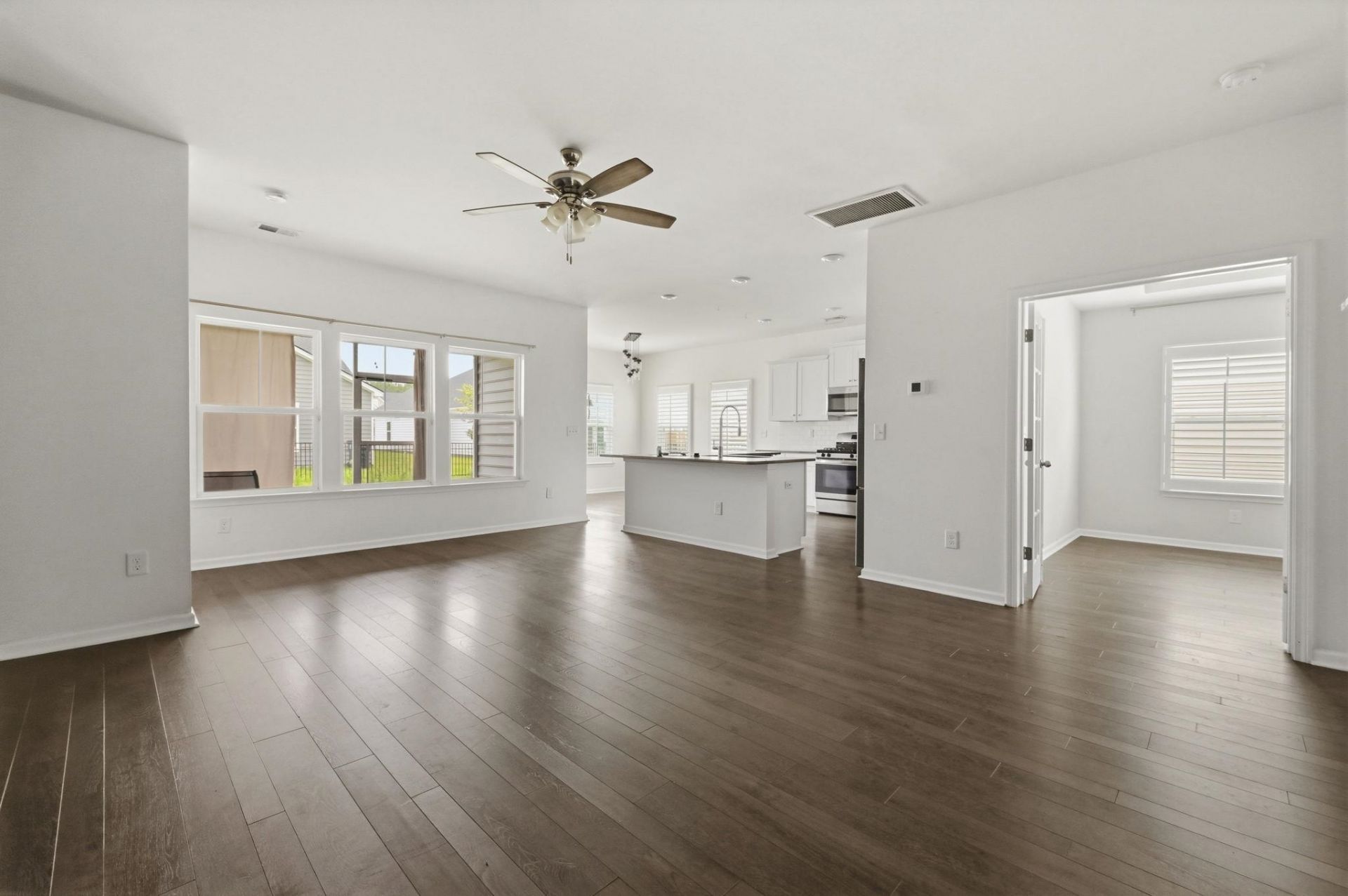 201 Craigflower Ct. Photo 12