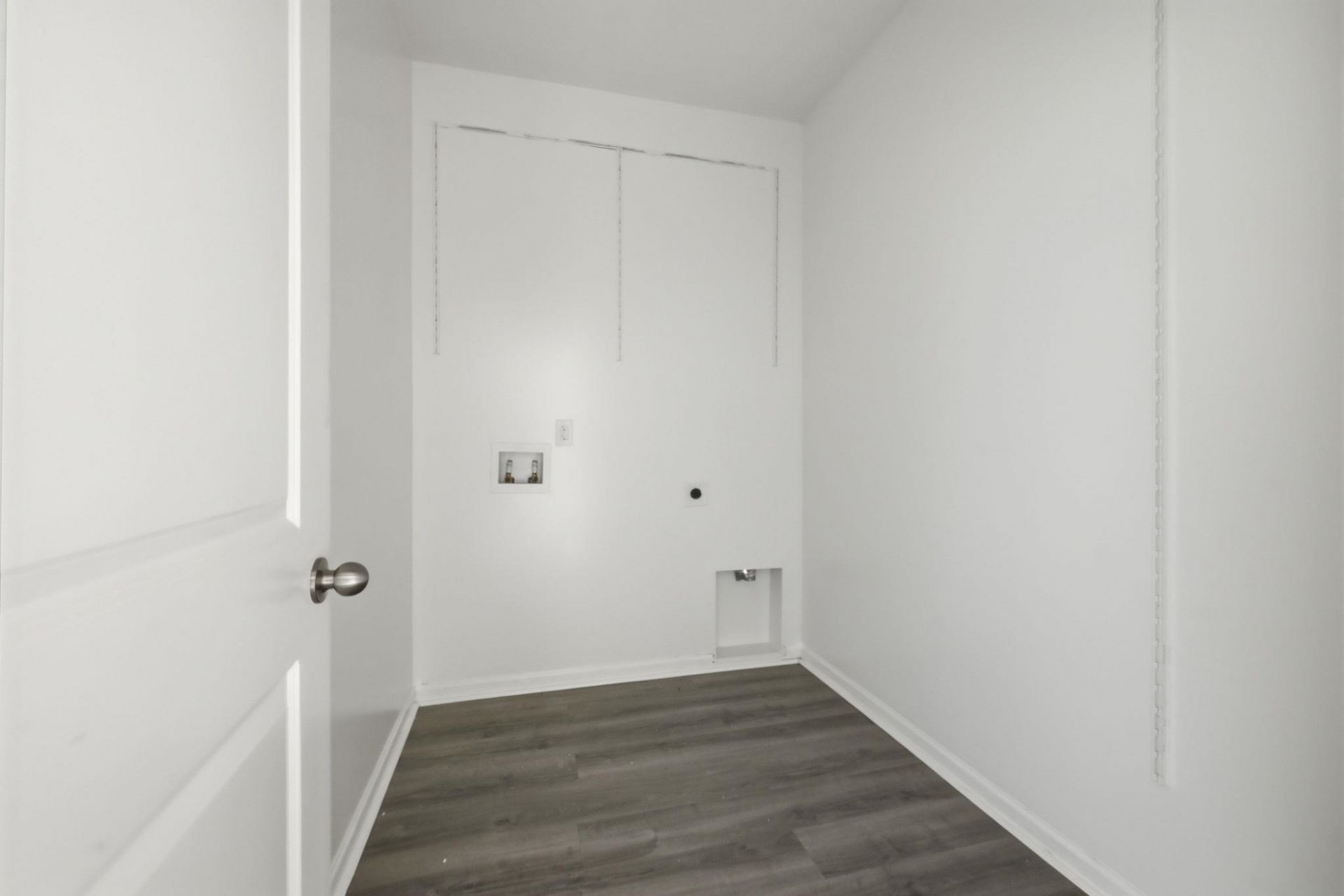 201 Craigflower Ct. Photo 33