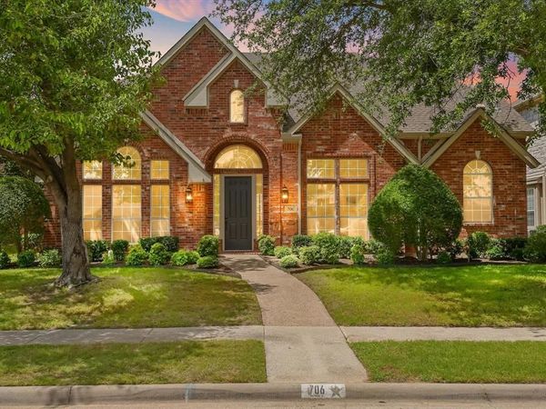 706 Graywood Lane, Coppell, TX 75019