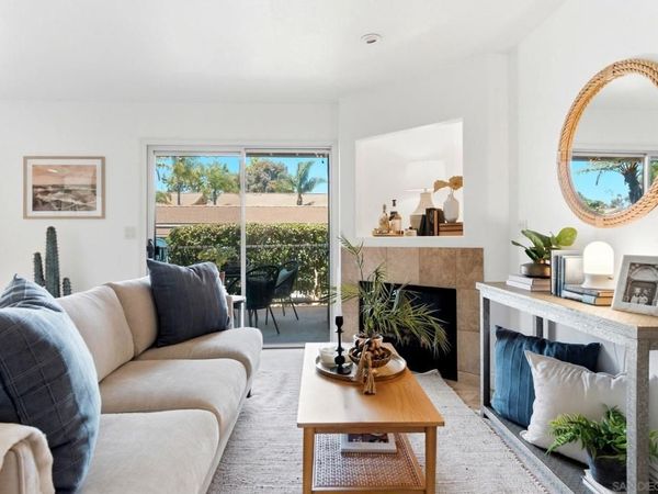 8430 Via Mallorca, Unit 111, La Jolla, CA 92037
