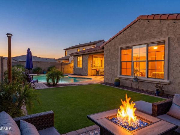 18289 W RAVEN Road, Goodyear, AZ 85338