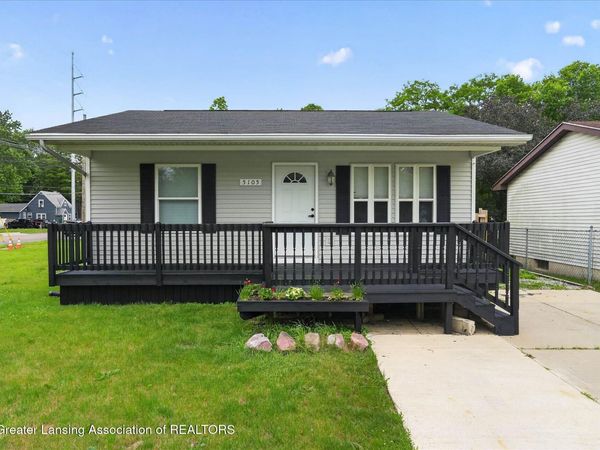 5105 Hughes Road, Lansing, MI 48911