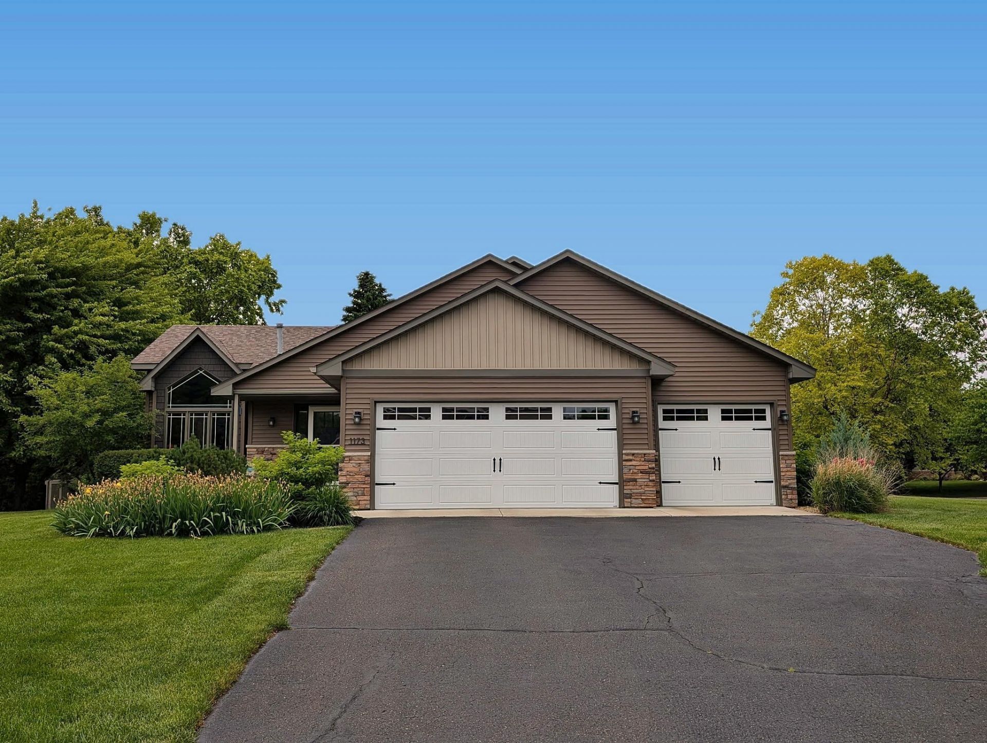 1173 Ruffed Grouse Court, Lino Lakes, MN 55014